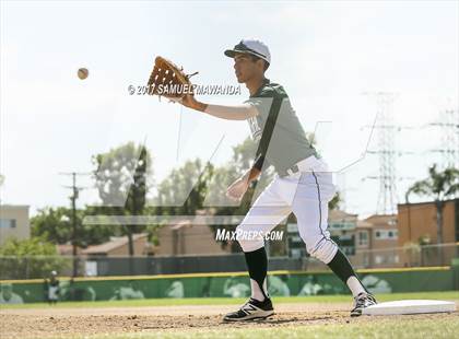 Thumbnail 2 in Taft vs Granada Hills Charter photogallery.