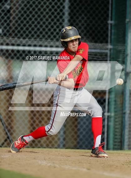 Thumbnail 1 in Taft vs Granada Hills Charter photogallery.