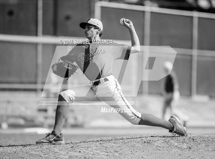 Thumbnail 1 in Taft vs Granada Hills Charter photogallery.
