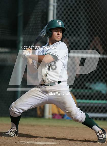 Thumbnail 3 in Taft vs Granada Hills Charter photogallery.