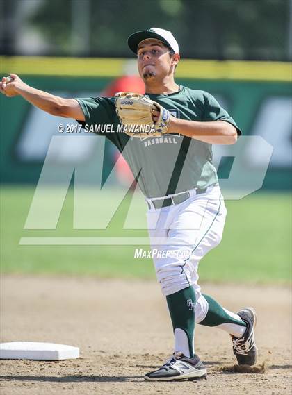 Thumbnail 1 in Taft vs Granada Hills Charter photogallery.