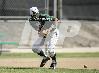 Thumbnail 2 in Taft vs Granada Hills Charter photogallery.