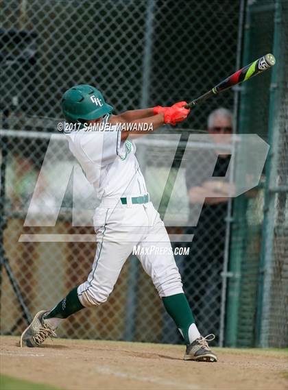 Thumbnail 3 in Taft vs Granada Hills Charter photogallery.