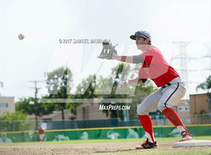 Thumbnail 2 in Taft vs Granada Hills Charter photogallery.