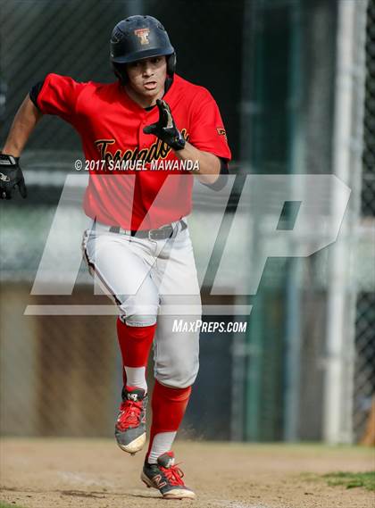 Thumbnail 1 in Taft vs Granada Hills Charter photogallery.