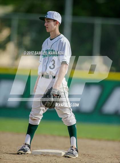 Thumbnail 3 in Taft vs Granada Hills Charter photogallery.