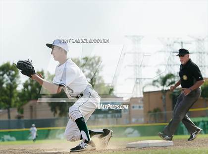 Thumbnail 3 in Taft vs Granada Hills Charter photogallery.