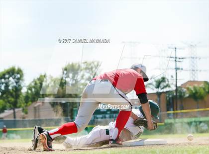 Thumbnail 1 in Taft vs Granada Hills Charter photogallery.