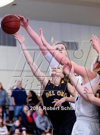 Thumbnail 2 in Del Oro @ Oak Ridge photogallery.