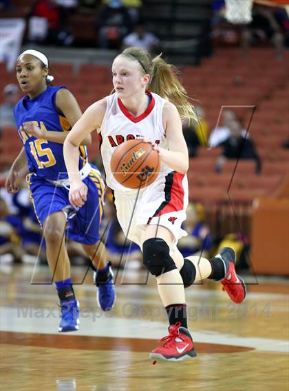 Thumbnail 2 in Argyle vs. La Vega (UIL 3A Final) photogallery.