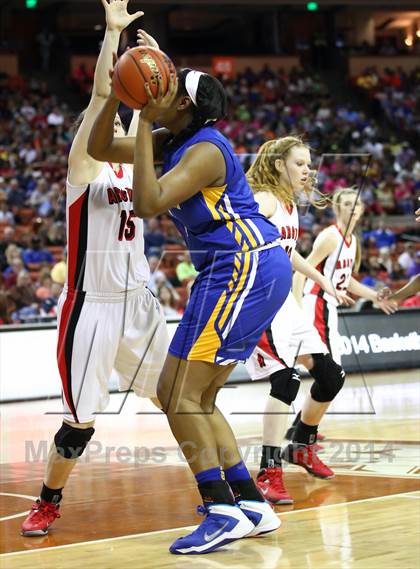 Thumbnail 2 in Argyle vs. La Vega (UIL 3A Final) photogallery.