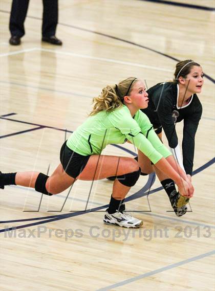 Thumbnail 1 in Bear Creek @ Ralston Valley photogallery.
