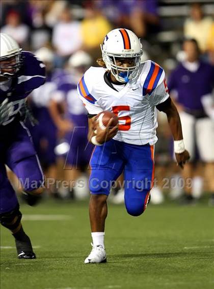 Thumbnail 2 in East St. Louis vs. Elder (Skyline Crosstown Showdown) photogallery.