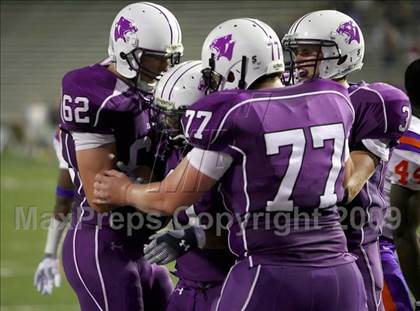 Thumbnail 2 in East St. Louis vs. Elder (Skyline Crosstown Showdown) photogallery.