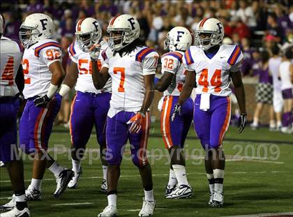 Thumbnail 1 in East St. Louis vs. Elder (Skyline Crosstown Showdown) photogallery.