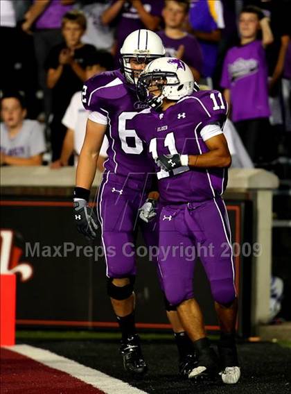 Thumbnail 2 in East St. Louis vs. Elder (Skyline Crosstown Showdown) photogallery.
