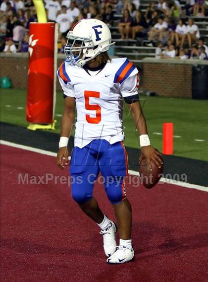 Thumbnail 1 in East St. Louis vs. Elder (Skyline Crosstown Showdown) photogallery.