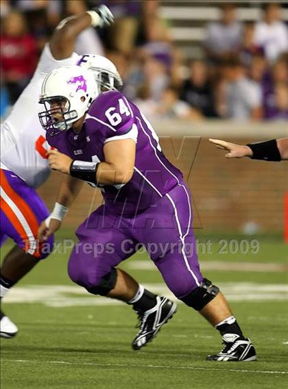 Thumbnail 1 in East St. Louis vs. Elder (Skyline Crosstown Showdown) photogallery.