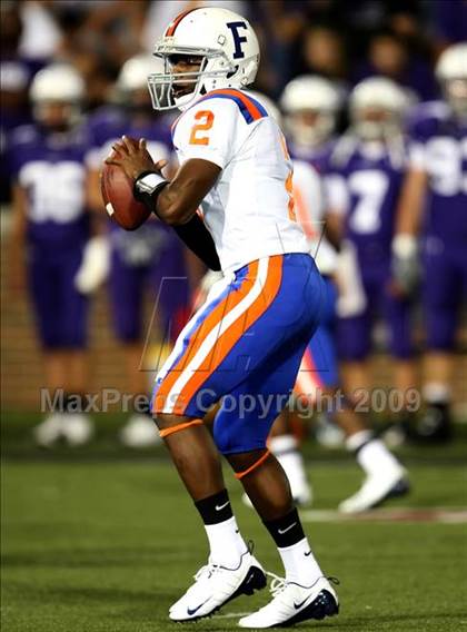 Thumbnail 3 in East St. Louis vs. Elder (Skyline Crosstown Showdown) photogallery.