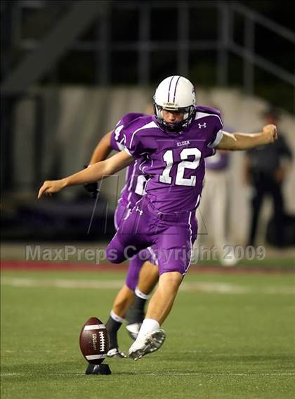 Thumbnail 3 in East St. Louis vs. Elder (Skyline Crosstown Showdown) photogallery.