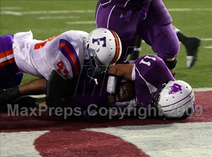 Thumbnail 3 in East St. Louis vs. Elder (Skyline Crosstown Showdown) photogallery.