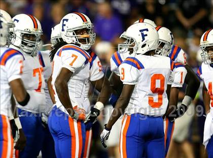 Thumbnail 2 in East St. Louis vs. Elder (Skyline Crosstown Showdown) photogallery.