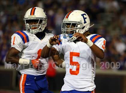 Thumbnail 3 in East St. Louis vs. Elder (Skyline Crosstown Showdown) photogallery.