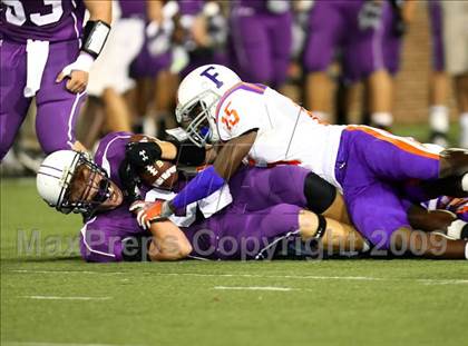 Thumbnail 3 in East St. Louis vs. Elder (Skyline Crosstown Showdown) photogallery.