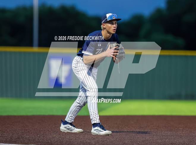 Photo 83 in the Walnut Grove vs. Hallsville (UIL 5A D2 Bi-District ...