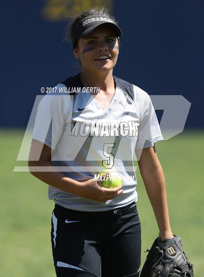 Thumbnail 2 in Archbishop Mitty vs. Saint Francis (CIF CCS Open Division Final) photogallery.