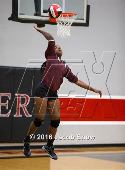 Thumbnail 3 in Midland Lee @ Cooper photogallery.