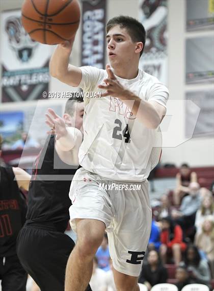 Thumbnail 3 in Mount Si vs. Pinnacle (Rancho Mirage Holiday Invitational) photogallery.