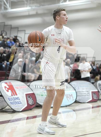 Thumbnail 1 in Mount Si vs. Pinnacle (Rancho Mirage Holiday Invitational) photogallery.