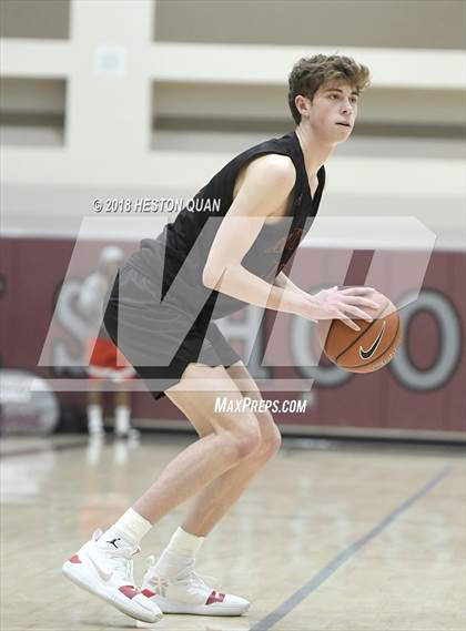 Thumbnail 1 in Mount Si vs. Pinnacle (Rancho Mirage Holiday Invitational) photogallery.