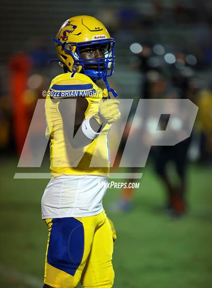 Thumbnail 3 in Auburndale @ Lake Wales (FHSAA 3S Regional Quarterfinal) photogallery.