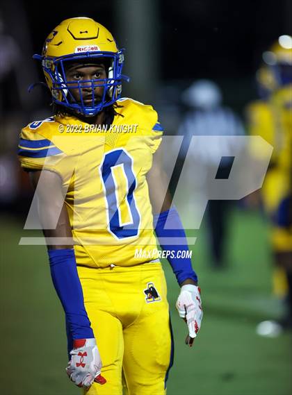 Thumbnail 1 in Auburndale @ Lake Wales (FHSAA 3S Regional Quarterfinal) photogallery.