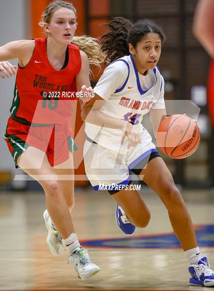 Thumbnail 2 in Grand Oaks vs The Woodlands photogallery.