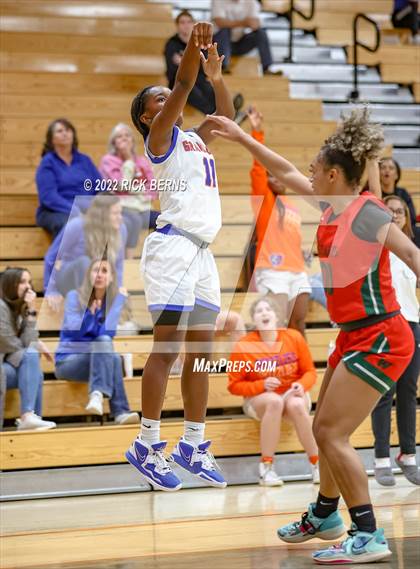 Thumbnail 3 in Grand Oaks vs The Woodlands photogallery.