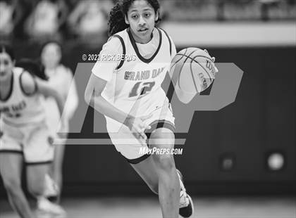 Thumbnail 1 in Grand Oaks vs The Woodlands photogallery.
