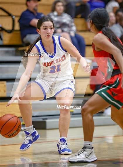 Thumbnail 2 in Grand Oaks vs The Woodlands photogallery.