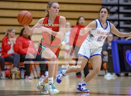 Thumbnail 1 in Grand Oaks vs The Woodlands photogallery.