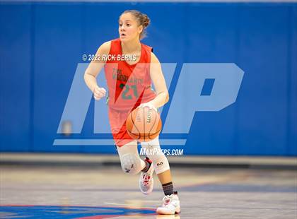 Thumbnail 2 in Grand Oaks vs The Woodlands photogallery.