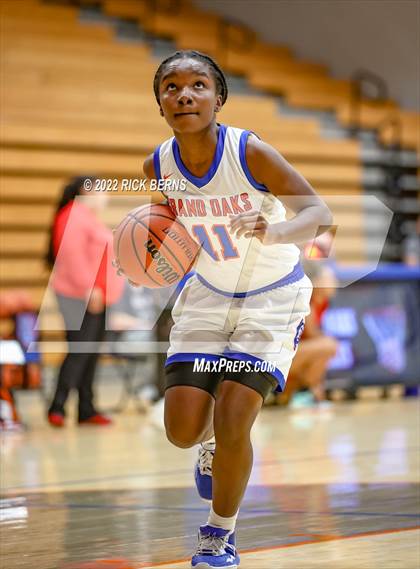 Thumbnail 3 in Grand Oaks vs The Woodlands photogallery.