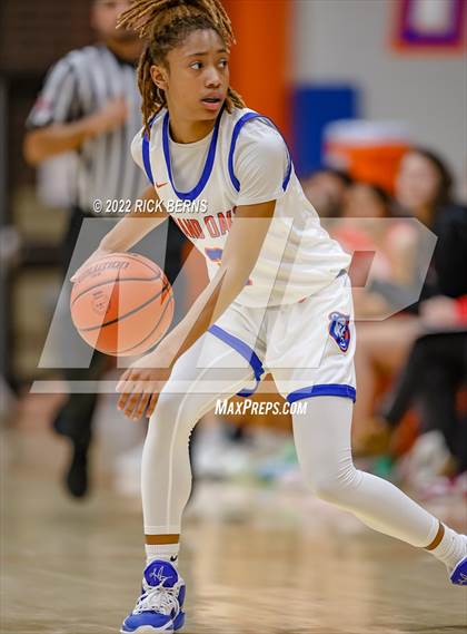 Thumbnail 2 in Grand Oaks vs The Woodlands photogallery.