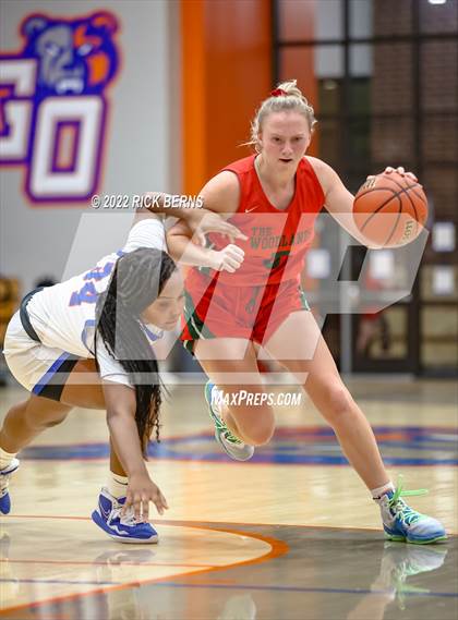 Thumbnail 3 in Grand Oaks vs The Woodlands photogallery.