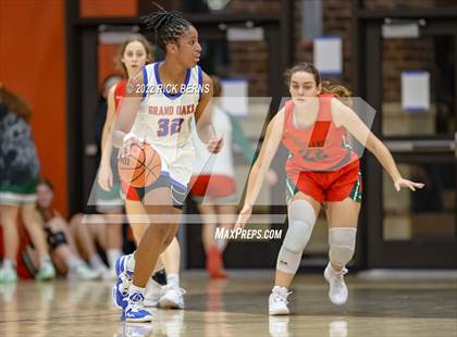 Thumbnail 2 in Grand Oaks vs The Woodlands photogallery.