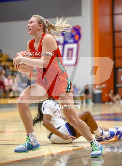 Thumbnail 1 in Grand Oaks vs The Woodlands photogallery.