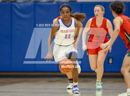Thumbnail 1 in Grand Oaks vs The Woodlands photogallery.