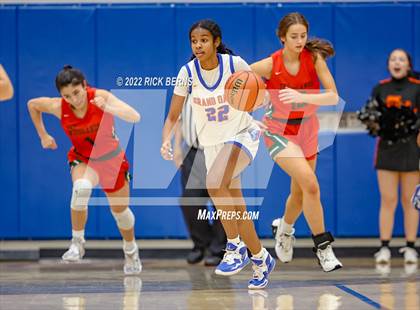 Thumbnail 3 in Grand Oaks vs The Woodlands photogallery.