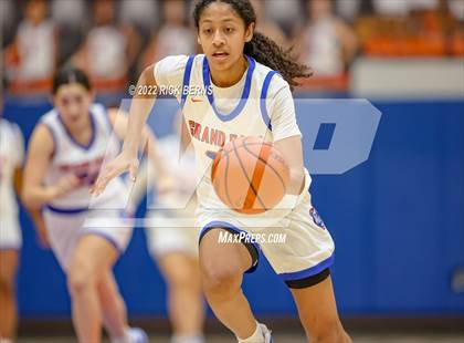 Thumbnail 3 in Grand Oaks vs The Woodlands photogallery.